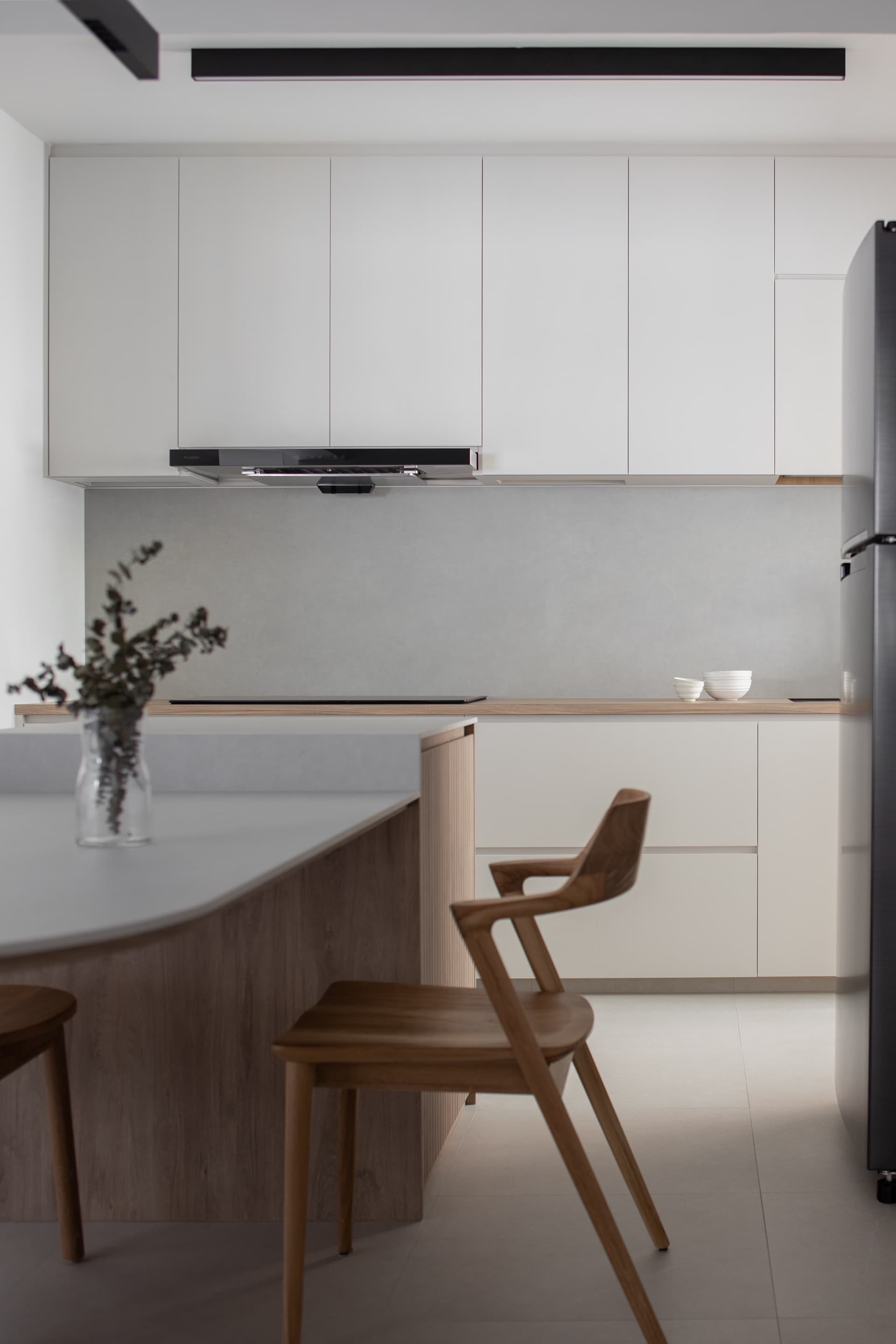 Banchetto Dining Table 1800